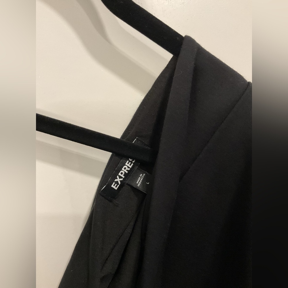 Express Black One-Shoulder Top - Picture 2 of 3